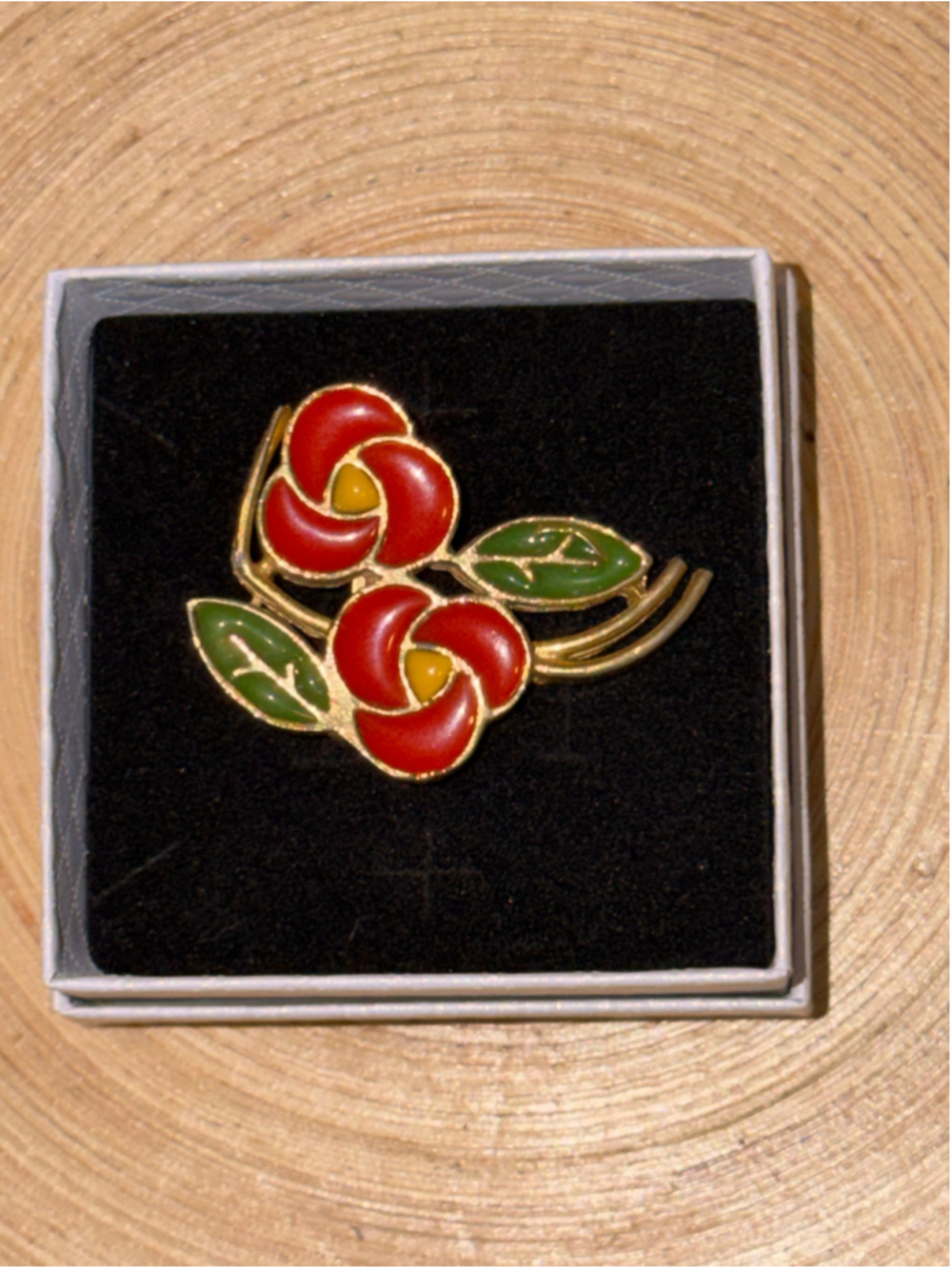Aura’s Oddities Floral Brooch Red & Green